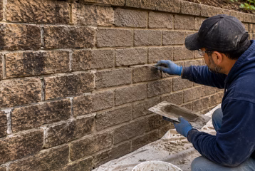 Retaining Wall Tuckpointing
